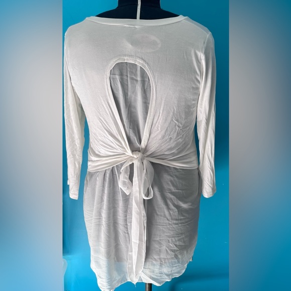 Black Swan LS Blouse - Picture 2 of 3